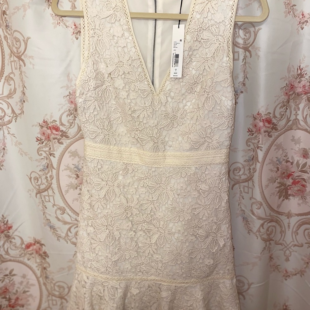 Alice & Olivia ivory lace mini dress